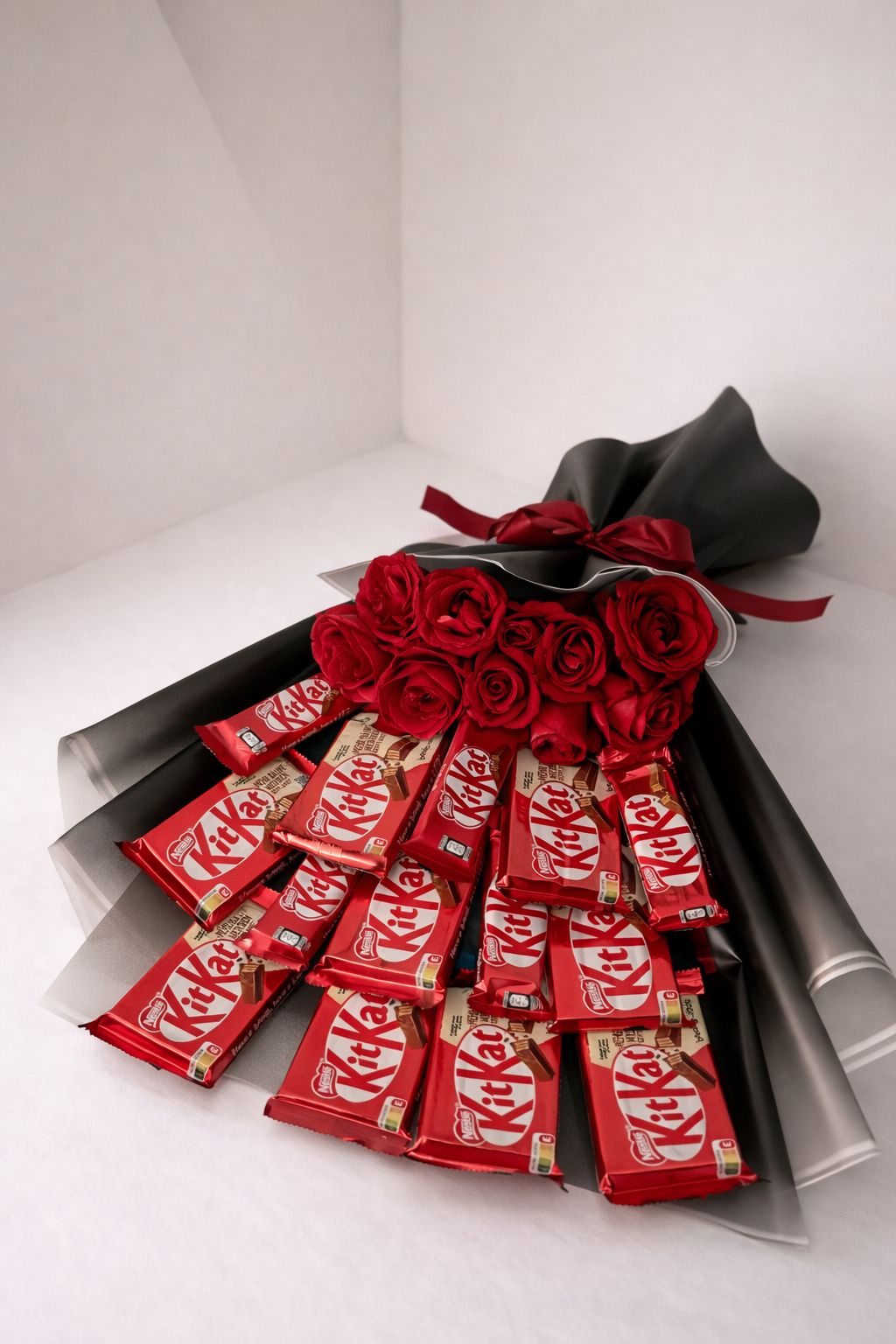 Rosy KitKat Indulgence Bouquet