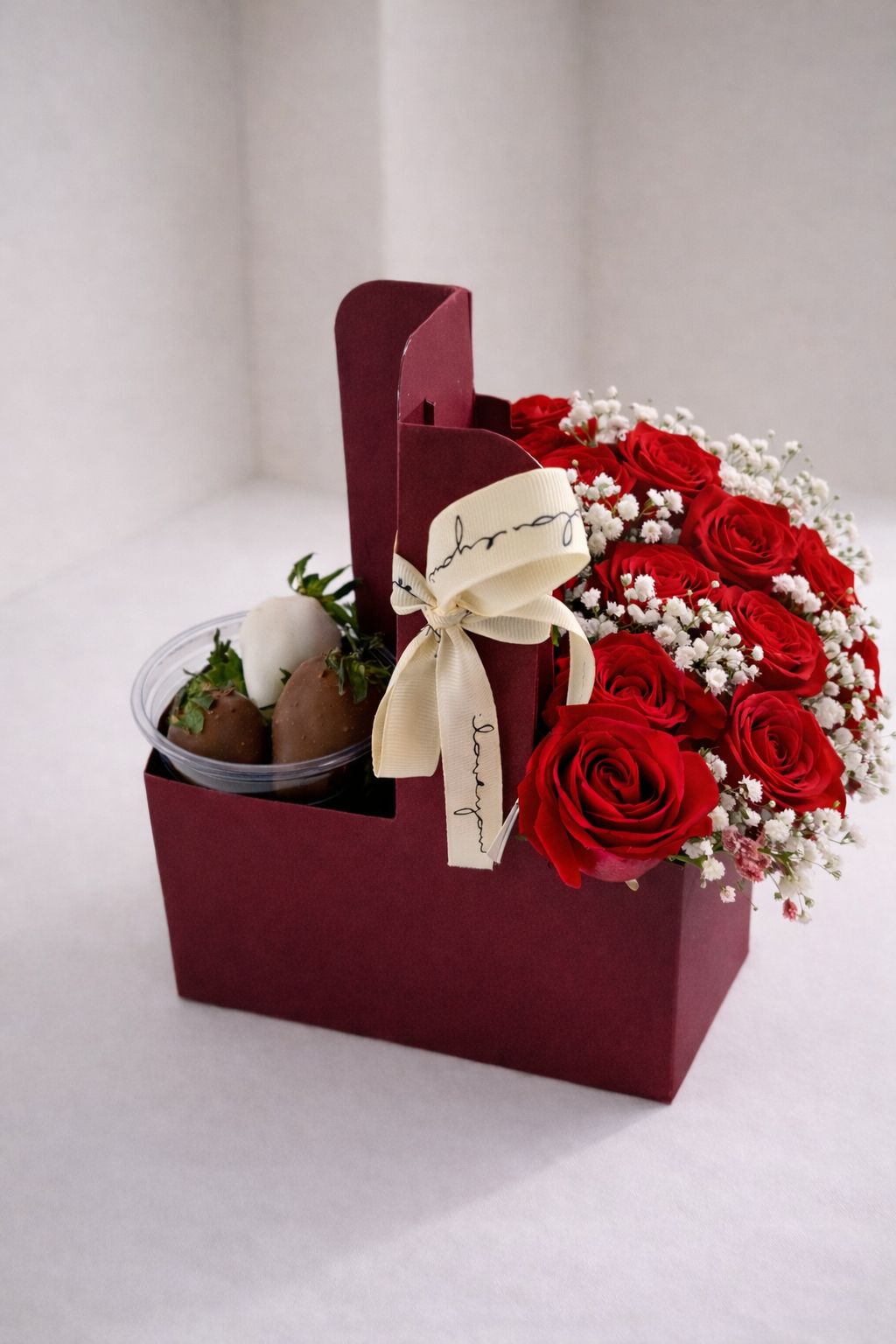 Sweetheart Strawberry & Rose Box