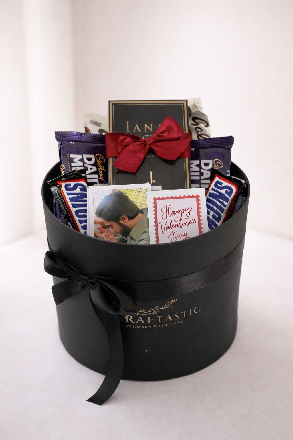 Valentine Gentleman Round Box